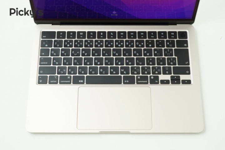 サイズ・重量はM2と同じ!キー表記にささいな変化あり