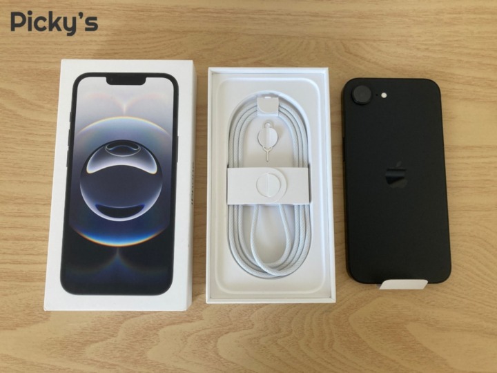 iPhone 16eのパッケージ内容