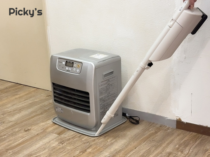 アタッチメントの付け替えも簡単！家具まわりもラクに掃除できる