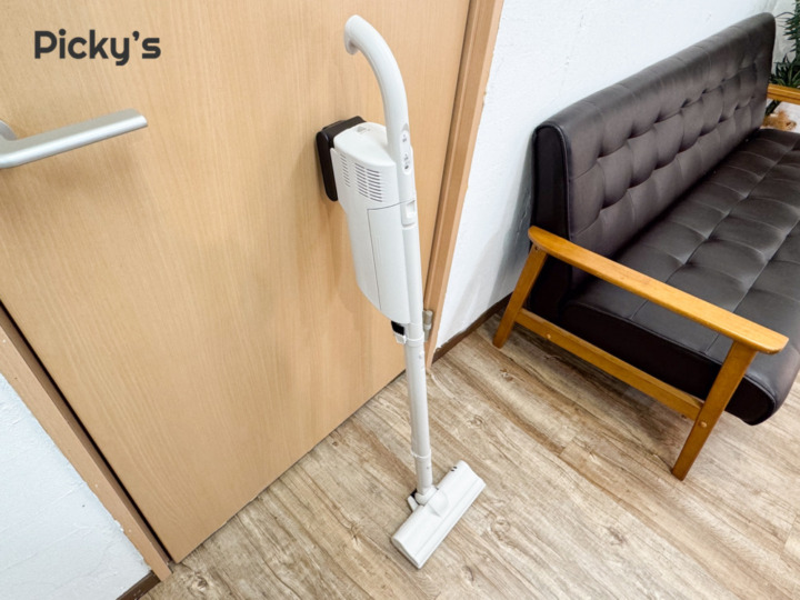 滑り止め付きで壁に立てかけても安定！ちょっと置きたい時も安心