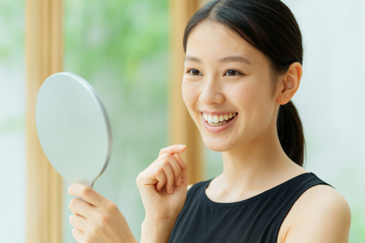 表情筋トレーニングの5つの効果【見た目年齢が若返る理由】