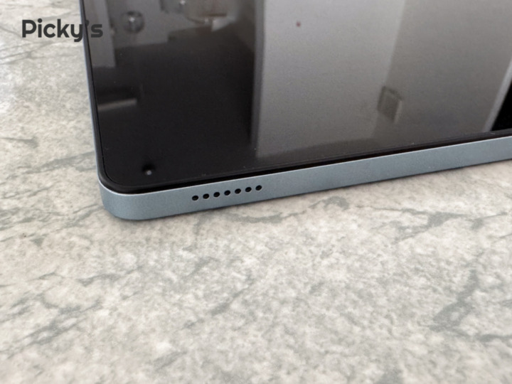 デュアルスピーカーは価格以上の実用音質