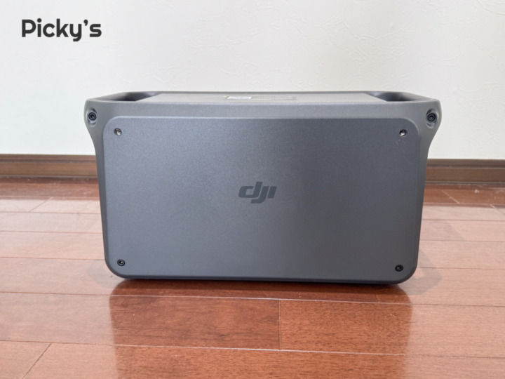 シンプルで飽きないデザイン！明るく視認性の高い液晶も使いやすい